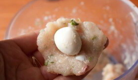 перепелиные яйца по-шотландски