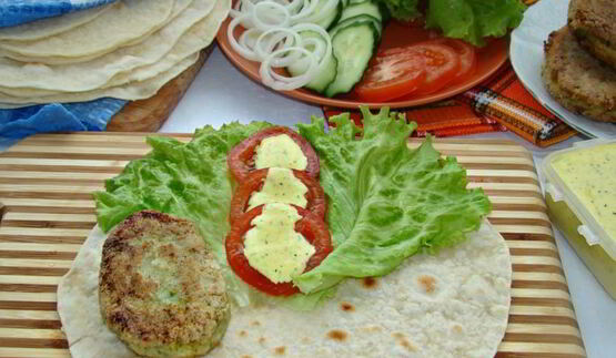 постные домашние роллы