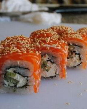 Роллы Филадельфия с семгой