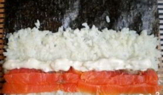 роллы с форелью