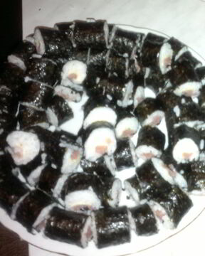 Роллы с лососем