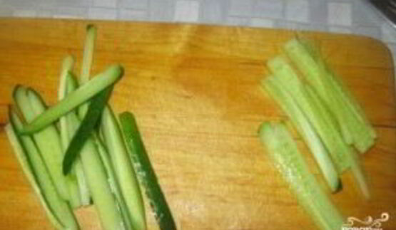 роллы с огурцом и сыром