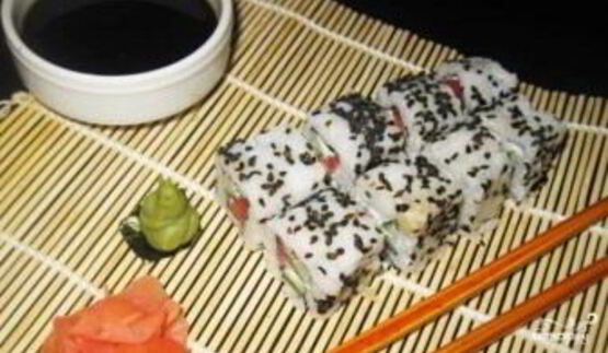 роллы с огурцом и сыром