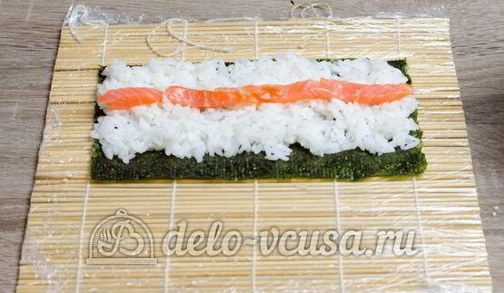 роллы с семгой сяке маки