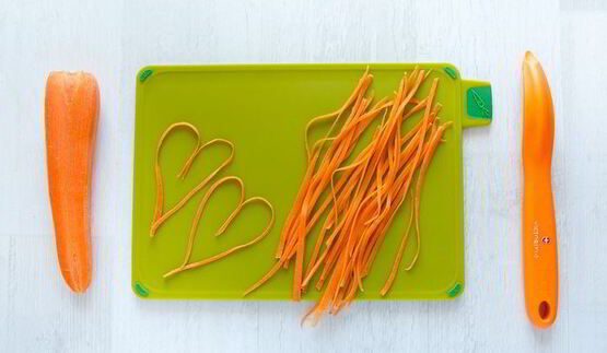 спринг-роллы с кальмарами и тунцом