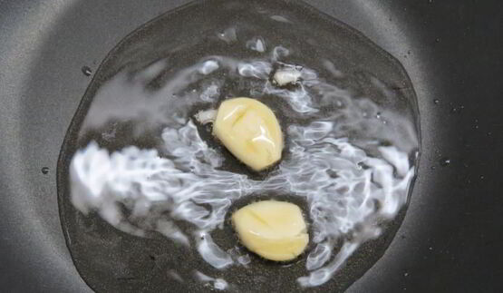 спринг-роллы с креветками