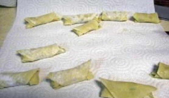 тун тун — тайские яичные роллы