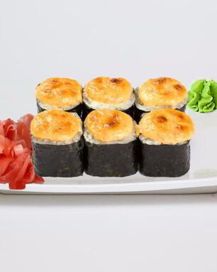 Запеченные роллы с крабовыми палочками