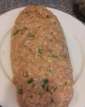 Мясной рулет фаршированный баклажанами и сыром