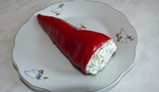 мясной рулет с брынзой