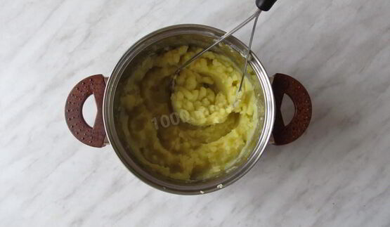 мясной рулет с овощами