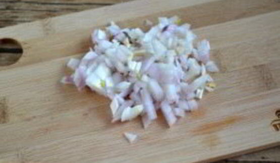 мясной рулет с яйцом в духовке