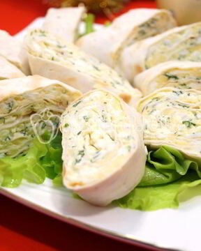 Рулет из лаваша с сыром