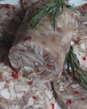 Рулет куриный Луковый