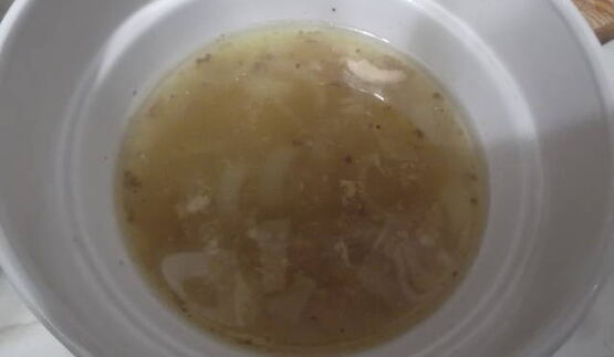 рулет куриный луковый