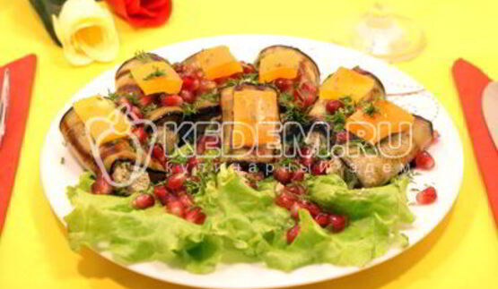 рулетики из баклажанов с орехами