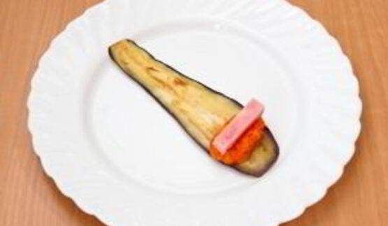рулетики из баклажанов