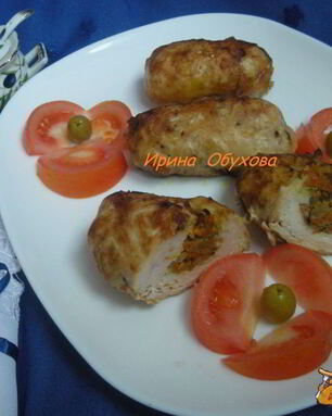 Рулетики из куриного филе в свиной сетке
