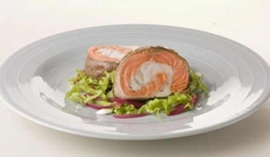 рулетики из судака и форели