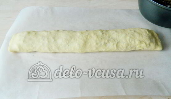 слоеный рулет с фаршем