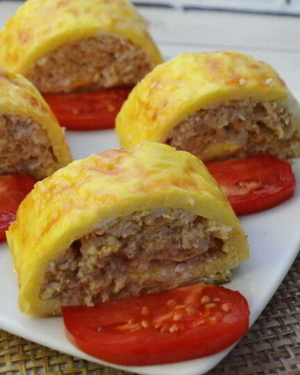Рецепт сырно-мясного рулет