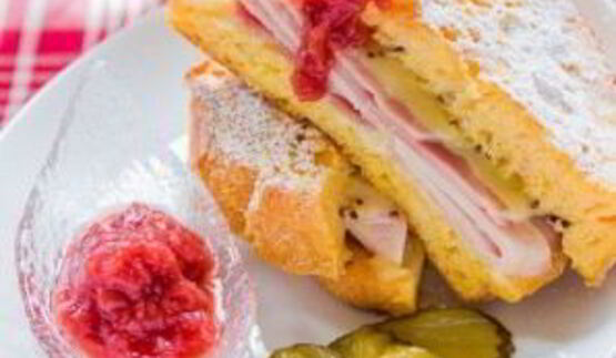 монте-кристо сэндвич с ветчиной