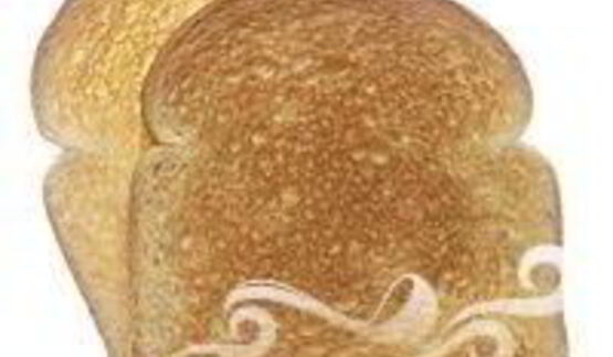 сэндвич с индейкой, листовым салатом и помидором