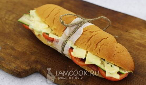сэндвич с колбасой