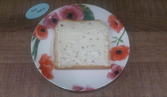 сэндвичи с колбасой и сыром