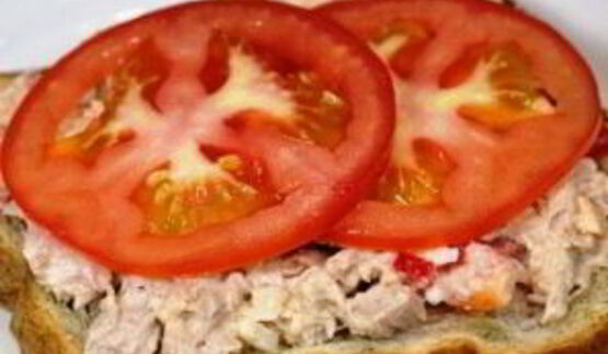 сэндвичи с салатом из тунца