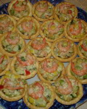 Салатик из креветок в тарталетках