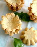 Сырные тарталетки