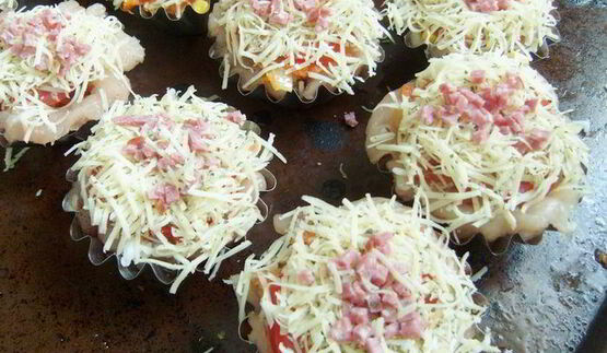 тарталетки из куриного филе с сочной начинкой