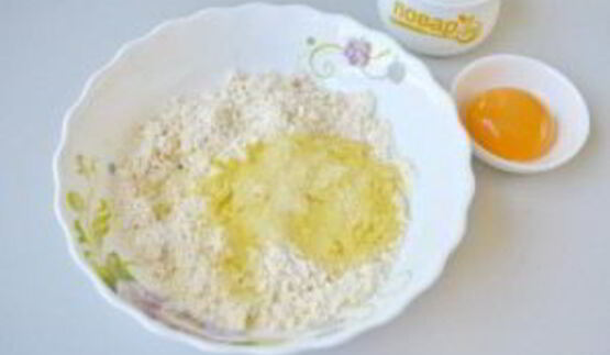 тарталетки с черешней