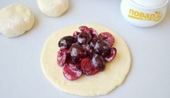 тарталетки с черешней