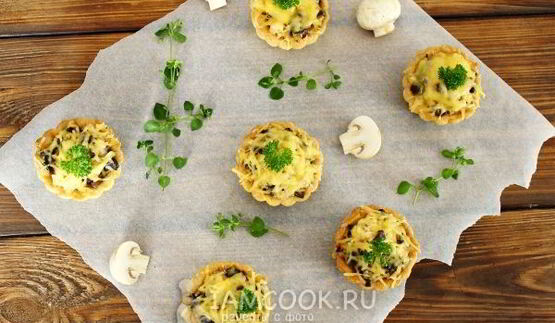 тарталетки с курицей и грибами