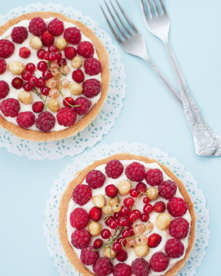 Рецепт тарталеток с ягодами и сливочно-сырным кремом