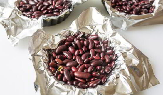 томатные тарталетки с сыром