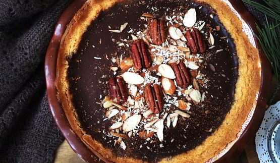 кофейные оттенки — миндальный тарт с шоколадным ганашем