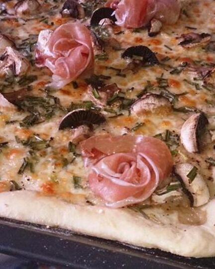 Рецепт тарта фламбе с шампиньонами