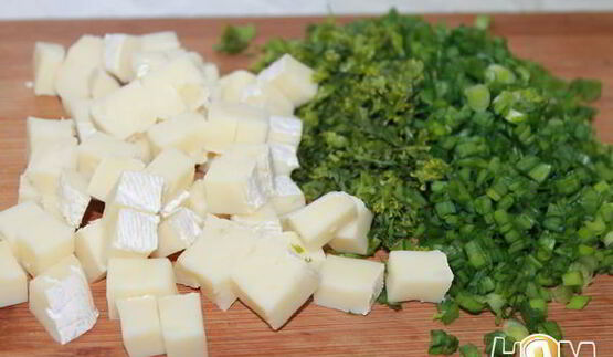 тарт из поленты с луком пореем