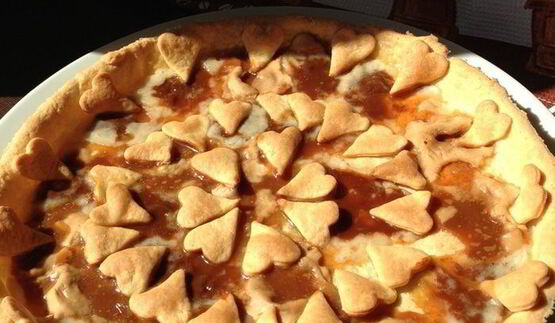 тарт из творожного теста с карамельками