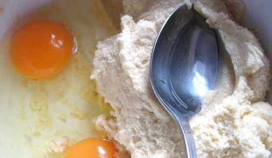 тарт с франжипаном и карамелизованной грушей