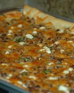 Тарт с грибами и козьим сыром