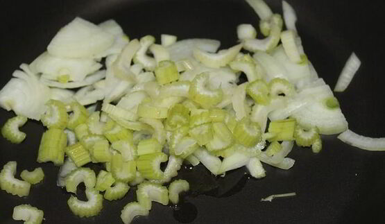 тарт с капустой и перепелиными яйцами