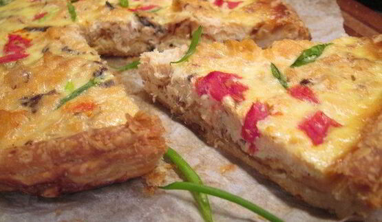 тарт с лососем и овощами