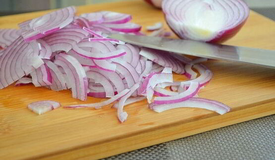 тарт татен с карамелизованным луком