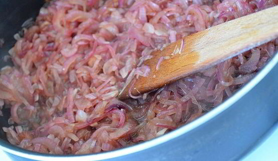 тарт татен с карамелизованным луком