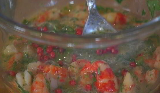 тарты с раковыми шейками и зеленью