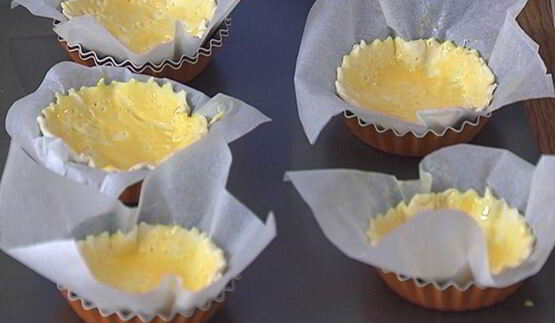 тарты с раковыми шейками и зеленью